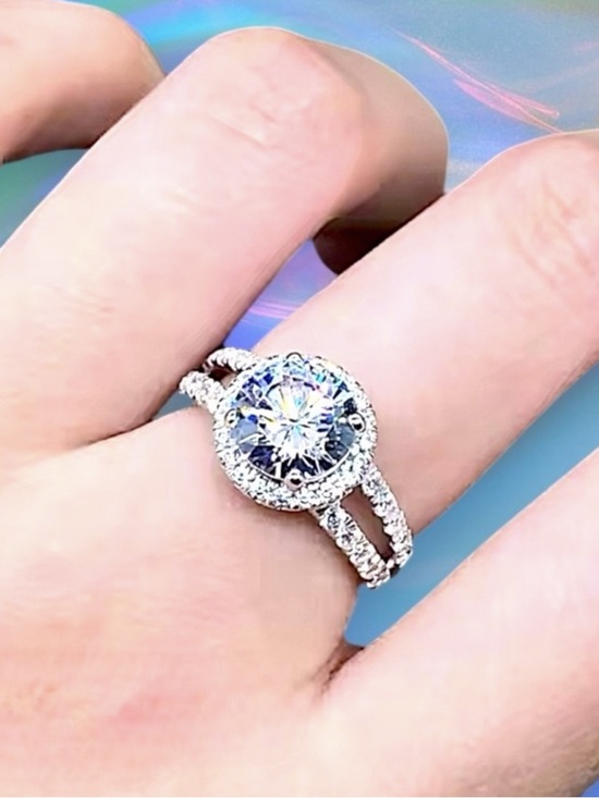 Exclusively Fancy Jewelry - Silver Engagement Anniversary Ring Silver Halo AAA Zircon Solitaire Ring NWT